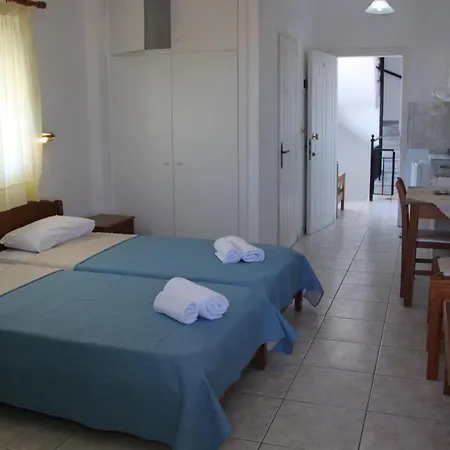 Lena In Apartamento